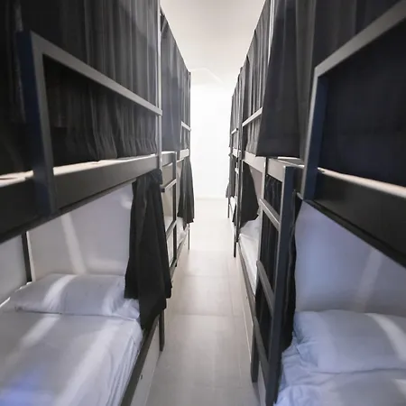 Hostel Myd La Latina-3